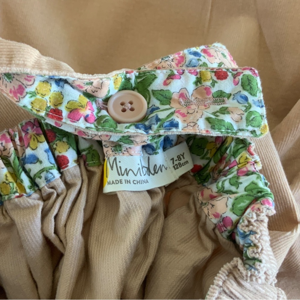Mini Boden Daisy Pinnie Dress 7/8 - Picture 3 of 4